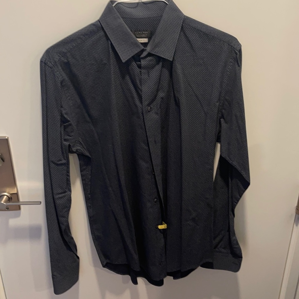 Men’s Zara shirt